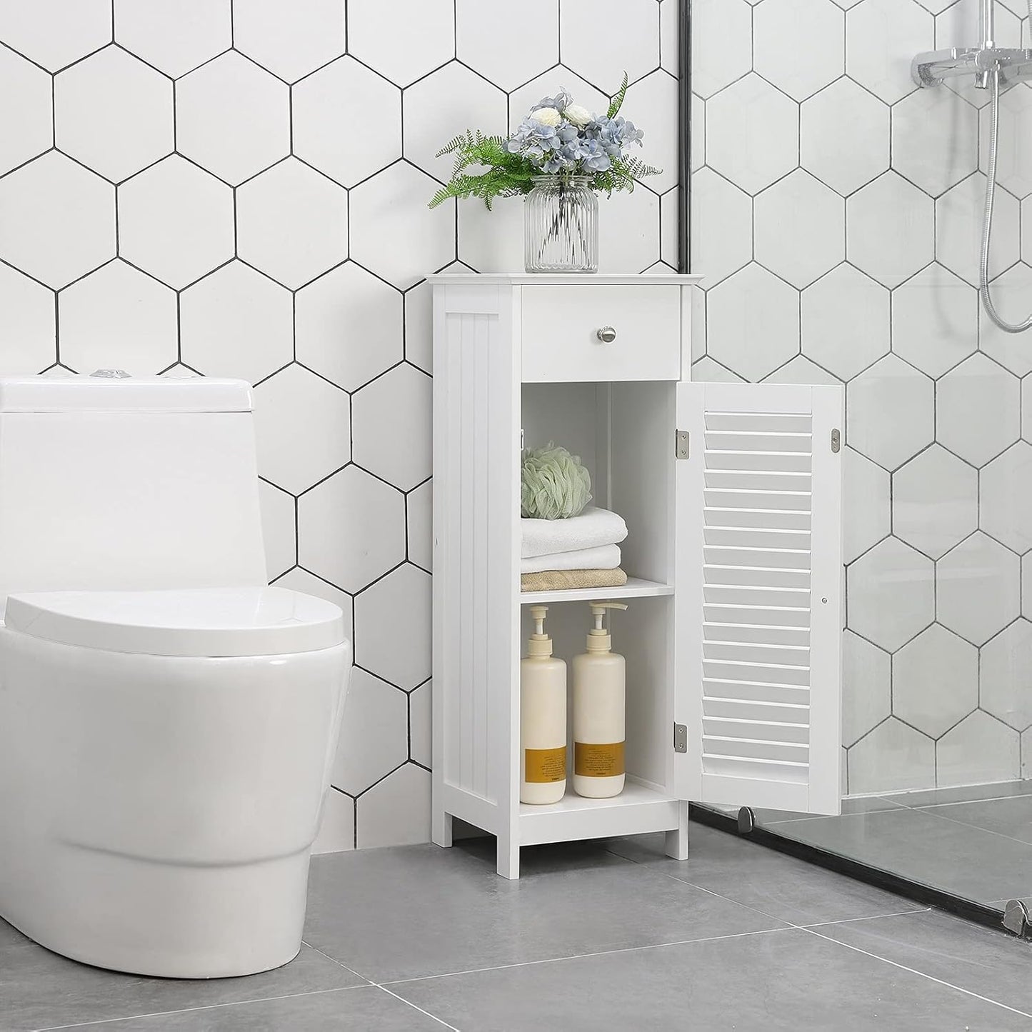 Eleganter Badezimmerschrank mit Lamellentür™